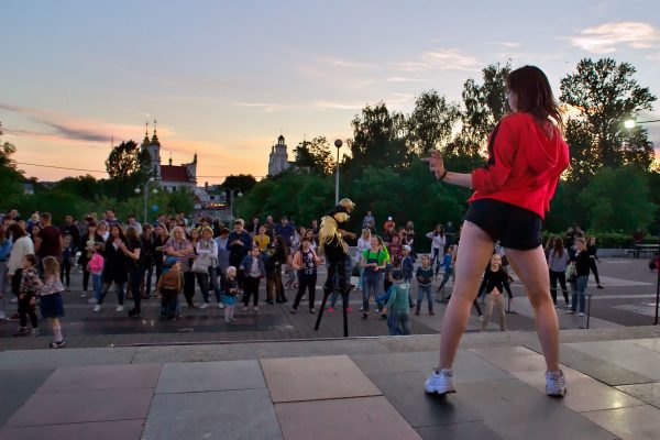 Танцы open-air в Витебске. Фото Сергея Серебро