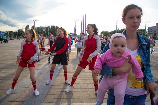 На площади Победы 21 июня торжественно открыли фан-зону для болельщиков II Европейских игр. Фото Игоря Матвеева