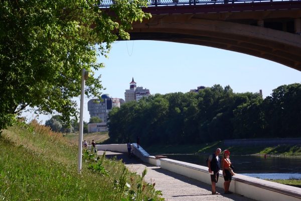 В Витебске  установили указатель с надписью «Витьба». Фото Юрия Шепелева