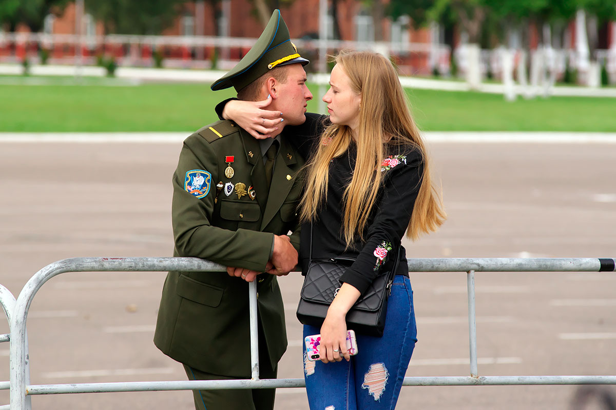 Празднование Дня десантника в 103-й отдельной гвардейской воздушно-десантной бригаде в Витебске. Фото Сергея Серебро