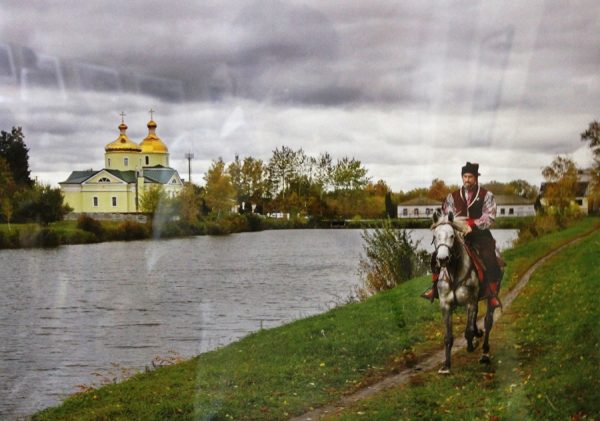  «Мир глазами женщин»: в Витебске открылась юбилейная фотовыставка