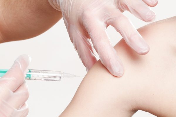 Вакцинация, привика, иньекция, укол. Фото pixabay.com