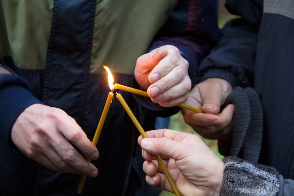 Епископ Витебский Олег Буткевич посетил место сталинских расстрелов «Хайсы». Фото Игоря Матвеева