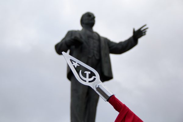 Витебские коммунисты отпраздновали 7 ноября. Фото Игоря Матвеева