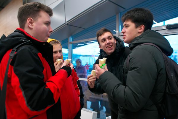 открытия супермаркета «Санта» в Витебске на Московском проспекте. Фото Сергея Серебро