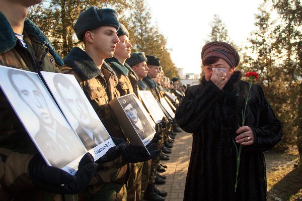 В Витебске почтили память воинов, погибших в Афганистане. Фото Игоря Матвеева