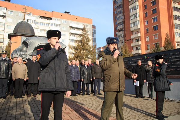 В Витебске почтили память воинов, погибших в Афганистане. Фото Игоря Матвеева