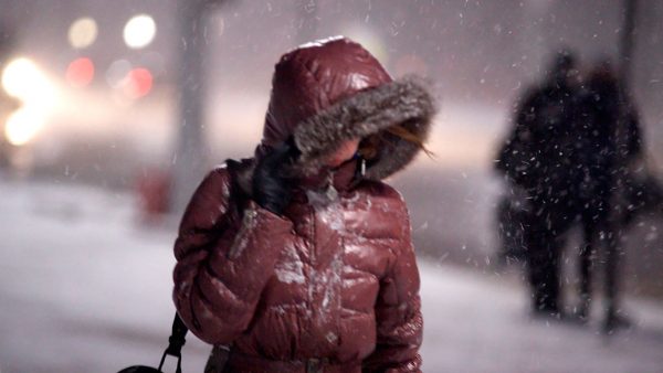 Сильный снегопад обрушился на Витебск. Фото Сергея Серебро