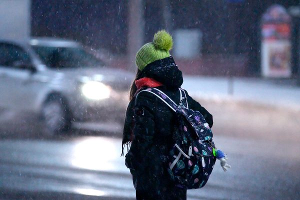 Сильный снегопад обрушился на Витебск. Фото Сергея Серебро