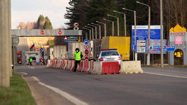 Пост ГАИ на въезде в Беларусь. фото Сергея Серебро