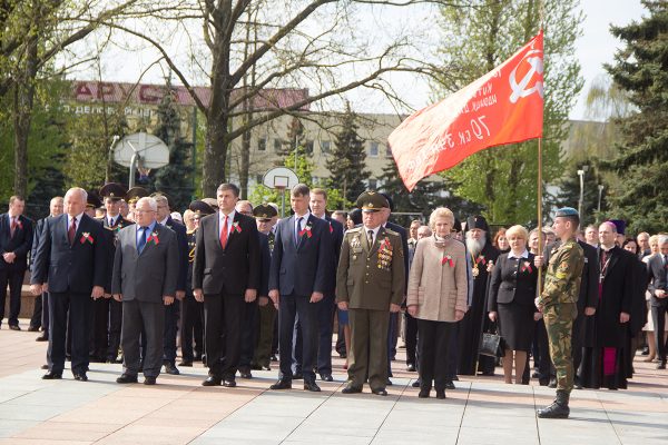 Как в Витебске отметили 75-летие Победы во время эпидемии COVID-19. Фото Игоря Матвеева