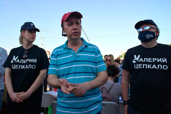 Встреча Валерия Цепкало с членами инициативной группы в Витебске. Фото Сергея Серебро