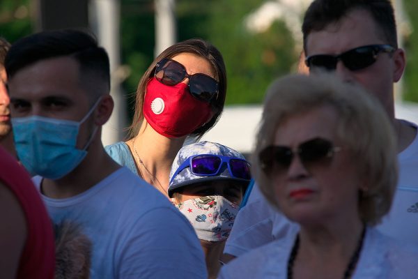 Встреча Валерия Цепкало с членами инициативной группы в Витебске. Фото Сергея Серебро