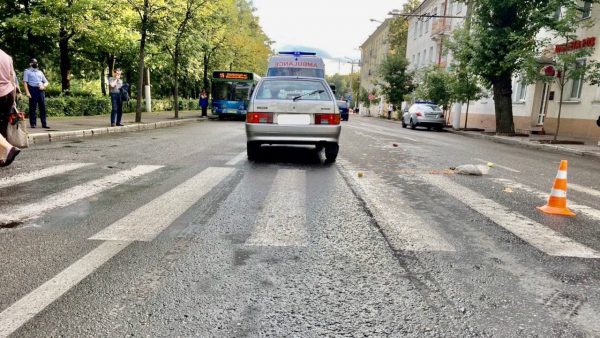 ГАИ разыскивает очевидце ДТП на улице Горовца — там 83-летний водитель сбил на пешеходном пешеходе женщину. Фото ГАИ