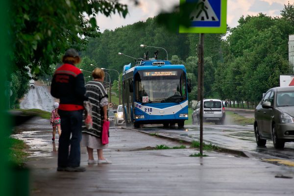 Троллейбус впервые появился на улице Гагарина в Витебске. Фото Сергея Серебро