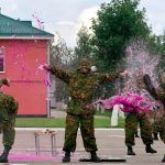 Витебские десантники отметили 90-летие своего рода войск. Фоторепортаж