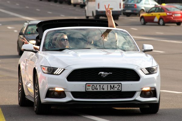 Мирные протесты не утихают в Витебске — от площади Свободы до площади Победы. Фото Сергея Серебро