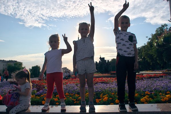 Мирные протесты не утихают в Витебске — от площади Свободы до площади Победы. Фото Сергея Серебро