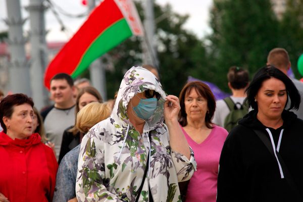 В Витебске прошла провластная акция «Беларусь — это мы», на которую собрали несколько тысяч человек. Фото Сергея Серебро