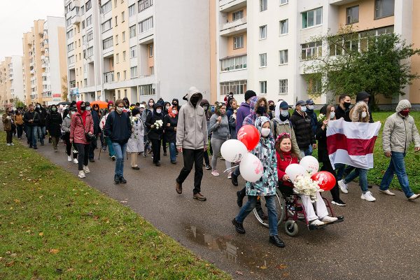 Марш протеста в Витебске. Фото Сергея Серебро