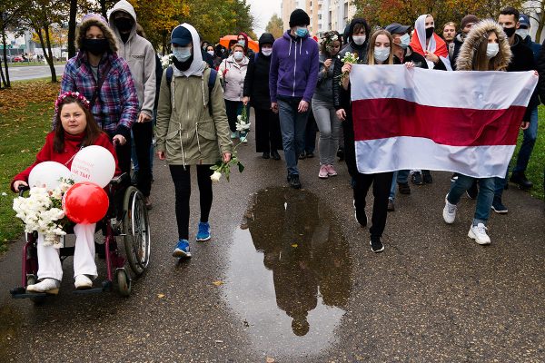 Марш протеста в Витебске. Фото Сергея Серебро