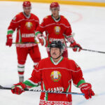 IIHF официально переносит чемпионат мира по хоккею из Беларуси из-за политической нестабильности и COVID-19