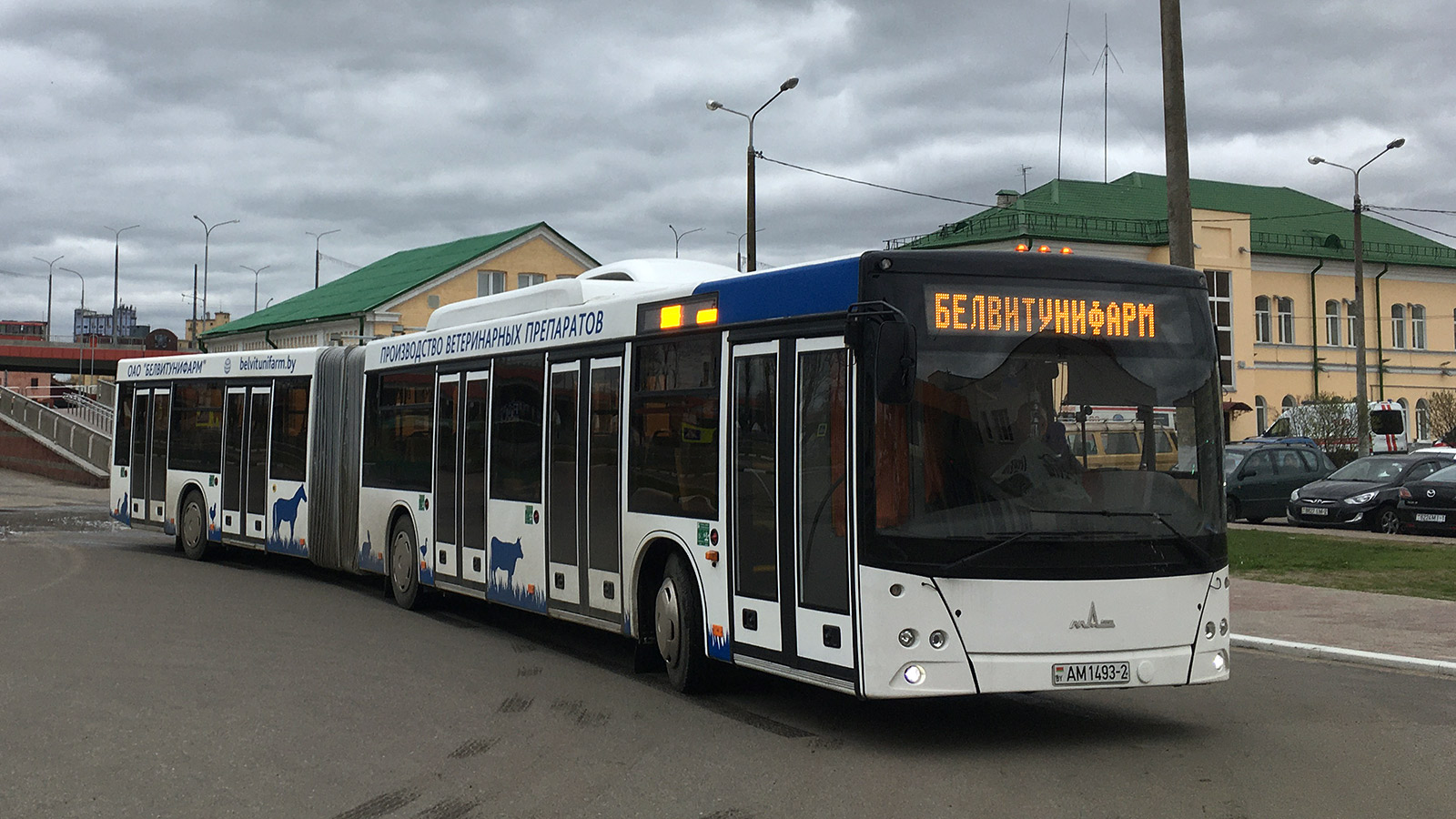 Все больше автобусов отправляется из Витебска к дачам