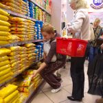 Витебский облисполком разрешил вывозить продукты в Литву и Латвию