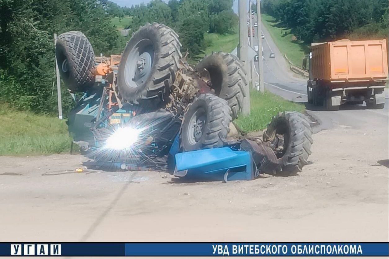 В Оршанском районе самосвал врезался в трактор, тракторист в больнице. Фото ГАИ