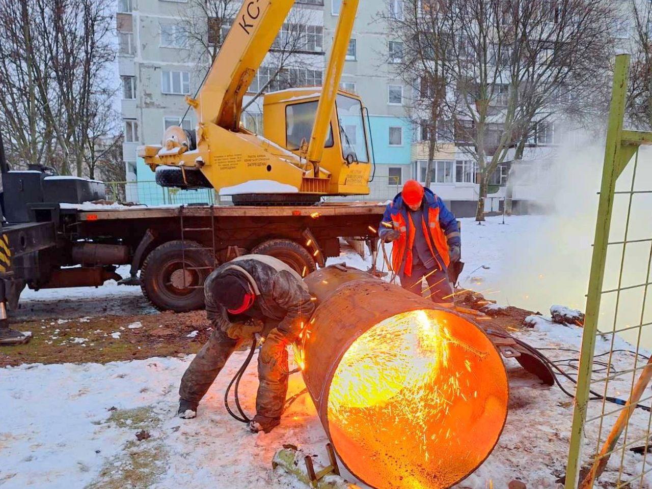 Поврежденную теплотрассу в Витебске уже отремонтировали. Фото Витебскэнерго